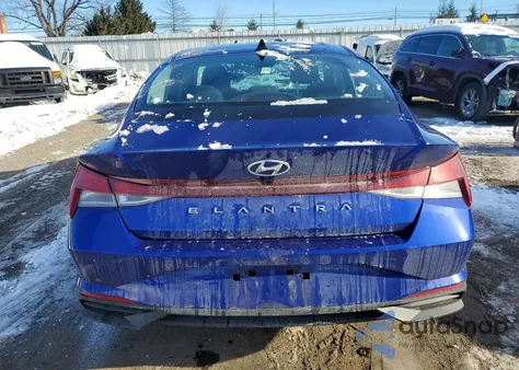 2022 Hyundai Elantra Sel z USA, uszkodzony, nr VIN KMHLS4AG5NU258844